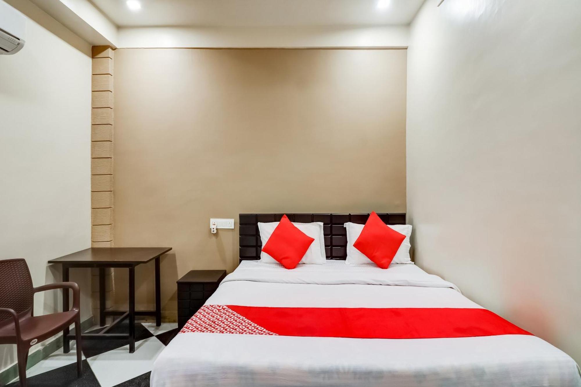 Super Hotel O Oxy Mini Punjab Hill Side Rooms Jamshedpur Bagian luar foto