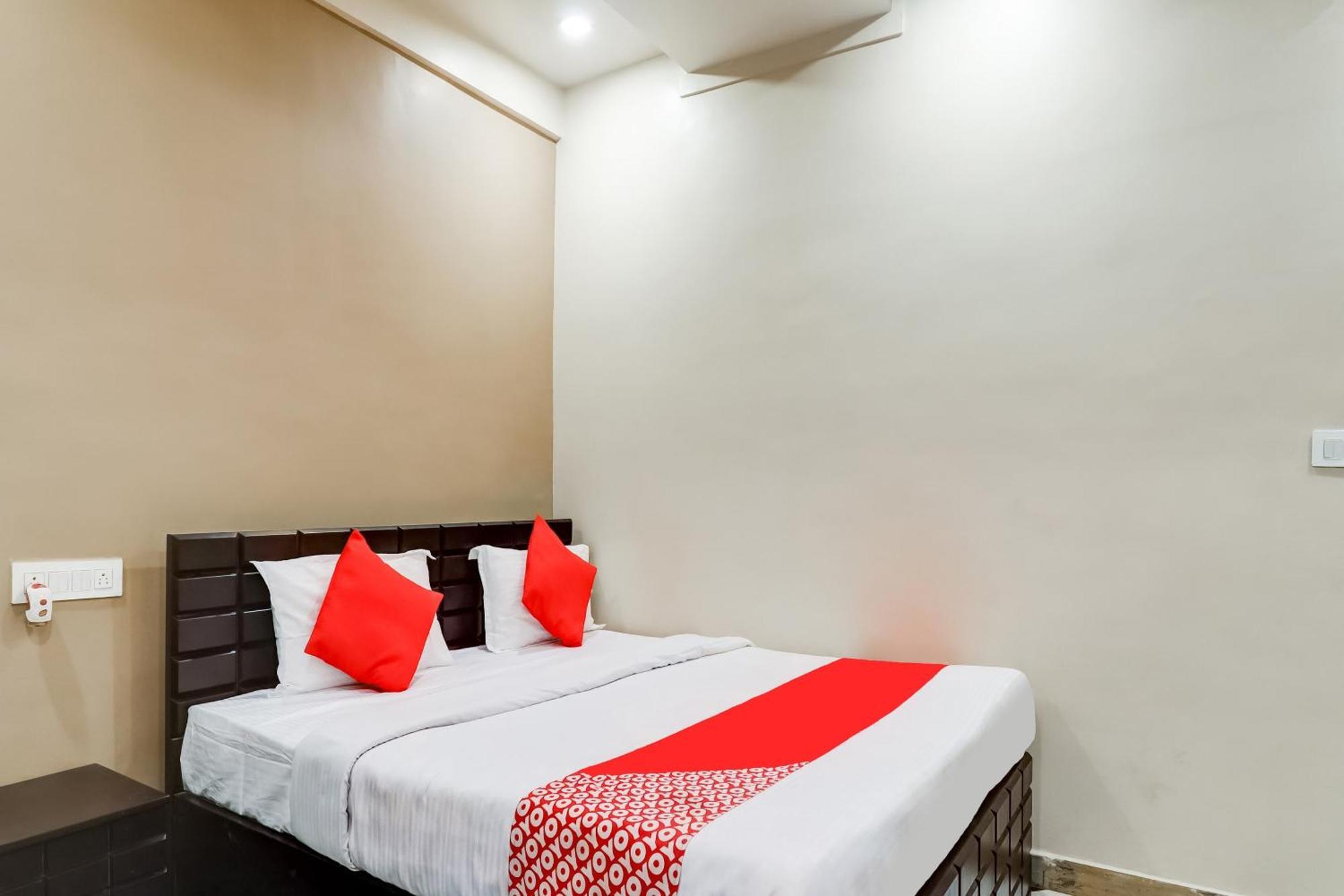 Super Hotel O Oxy Mini Punjab Hill Side Rooms Jamshedpur Bagian luar foto