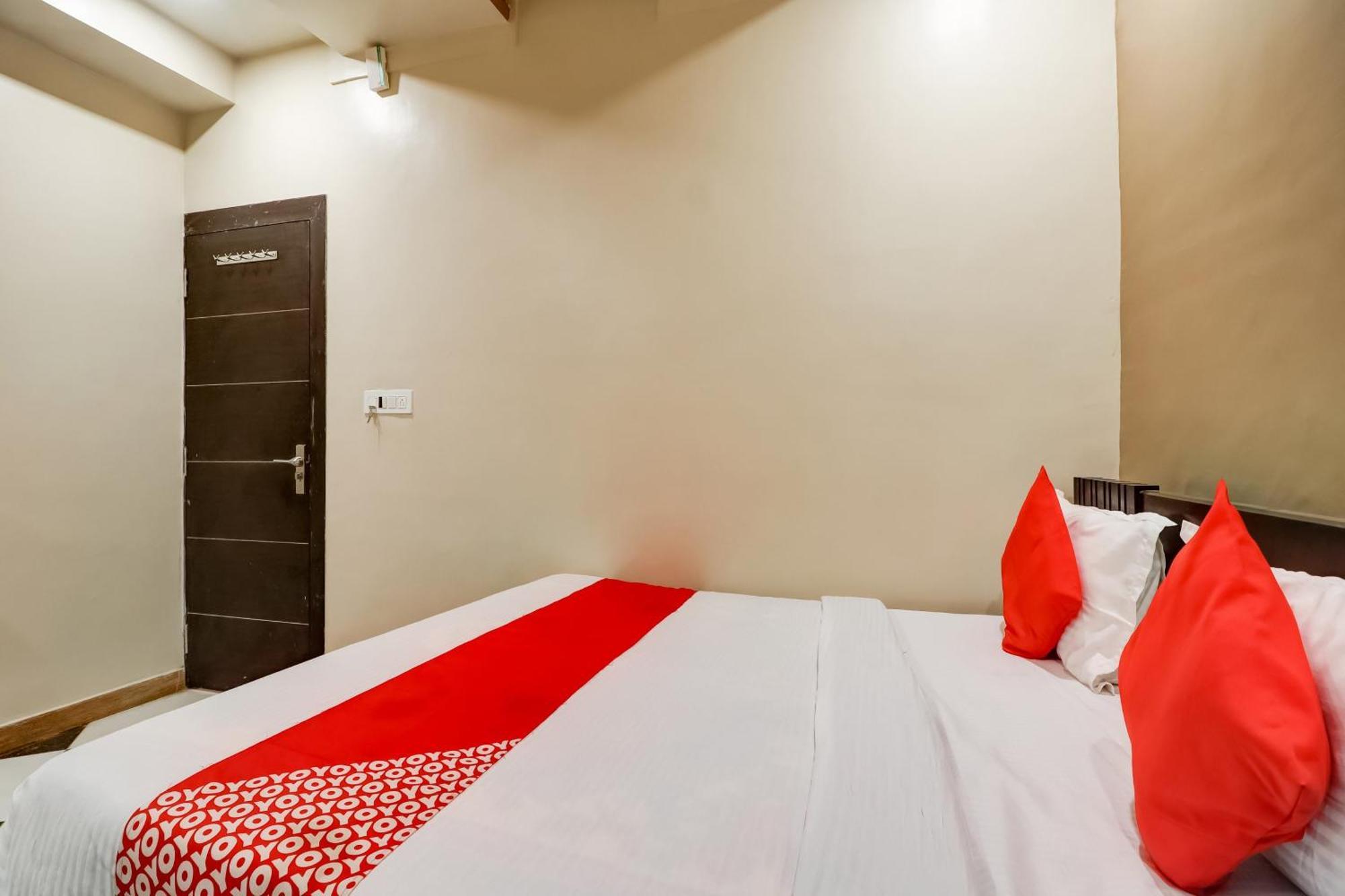 Super Hotel O Oxy Mini Punjab Hill Side Rooms Jamshedpur Bagian luar foto