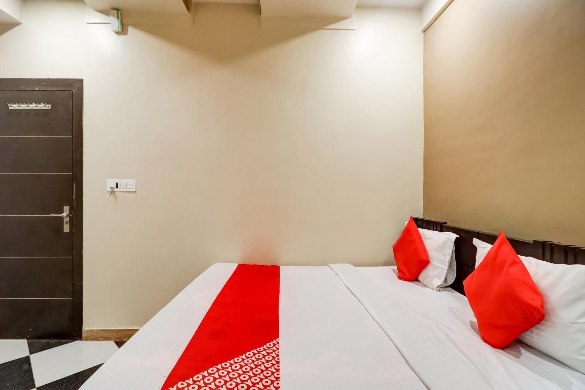 Super Hotel O Oxy Mini Punjab Hill Side Rooms Jamshedpur Bagian luar foto